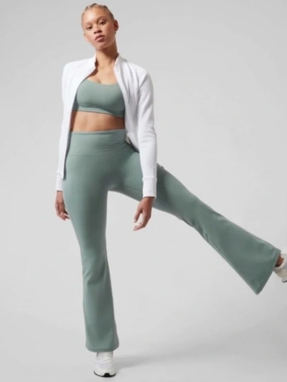 Athleta Elation Flare Pants in Soft Teal Size Medium